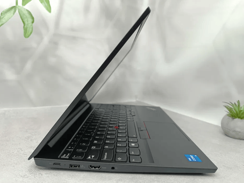 Ноутбук Lenovo ThinkPad E15 G2 L TP E15 G2 фото