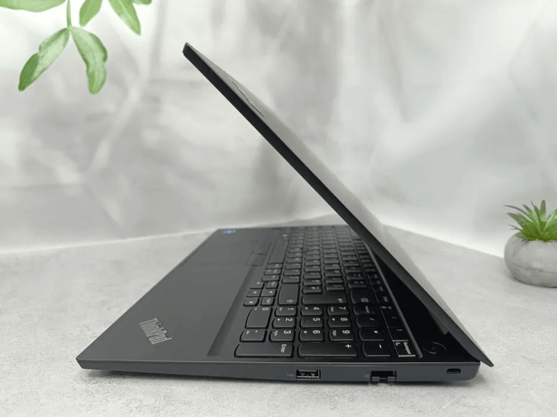 Ноутбук Lenovo ThinkPad E15 G2 L TP E15 G2 фото